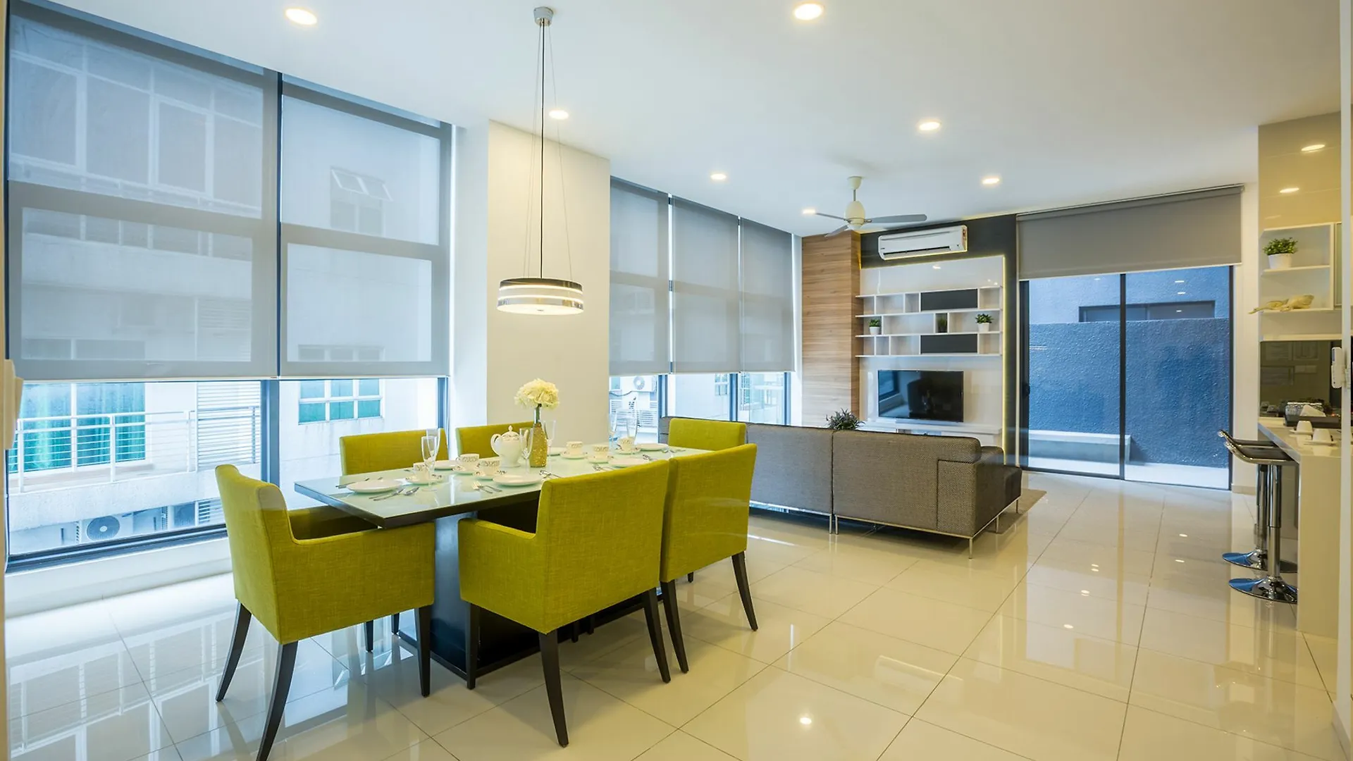 Mirage Residences By Nn كوالالمبور 0*,